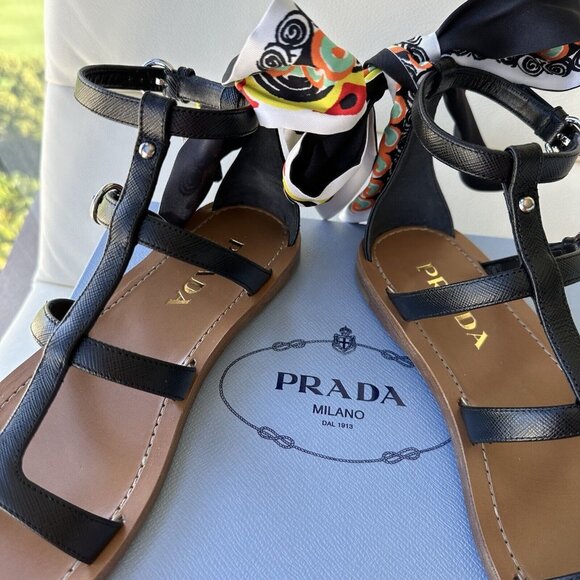 NEW PRADA SANDALS BLACK LEATHER GLADIATOR SILK BOWS 38.5 - Picture 2 of 7